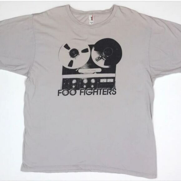 Foo Fighters – Reel To Reel Tape Recorder 2011 Tour Shirt Size 2XL - Picture 1 of 4